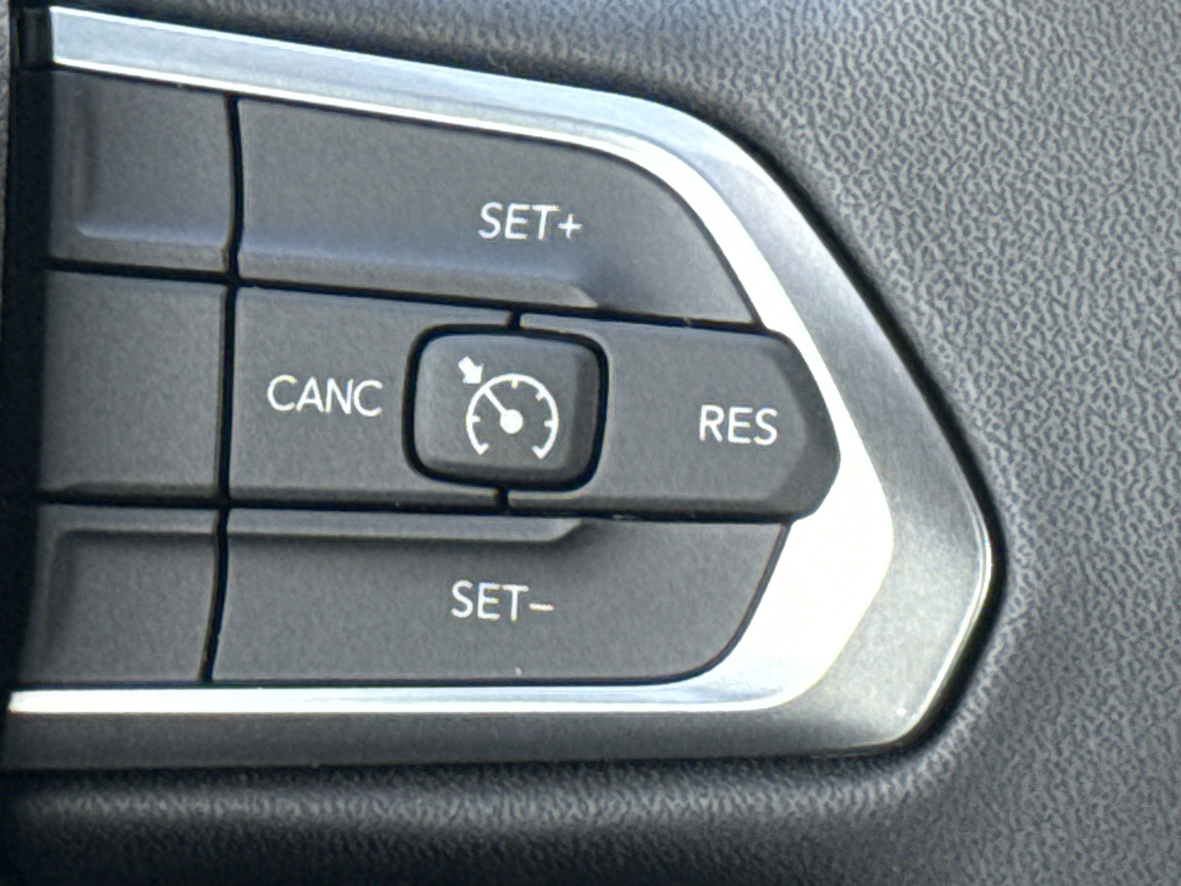 New 2026 Jeep Compass Latitude image 21