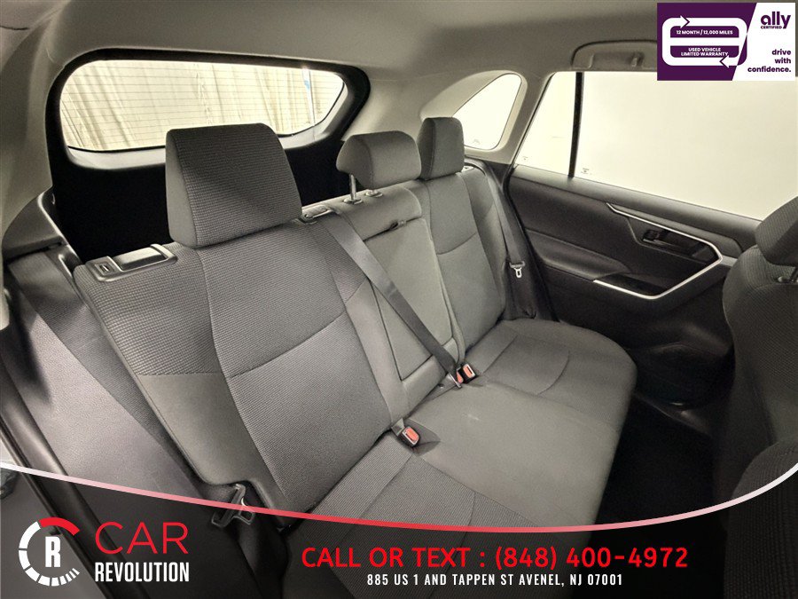 Used 2025 Toyota RAV4 LE AWD/4WD image 41