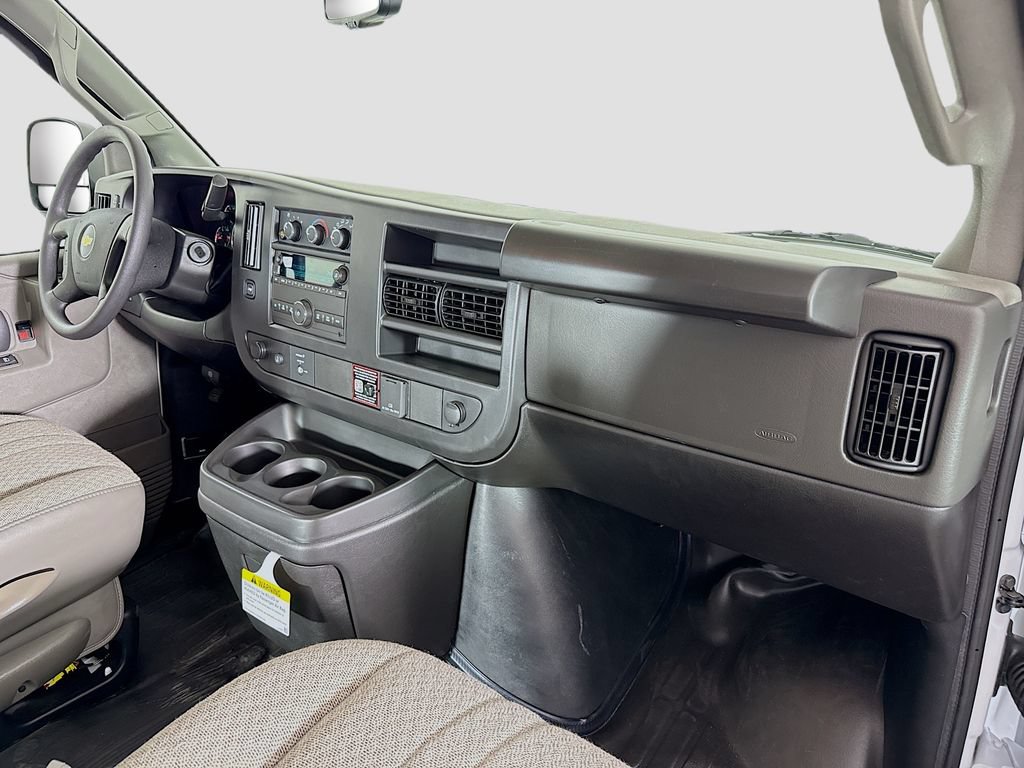 New 2026 Chevrolet Express 2500 w/ Driver Convenience Package RWD image 25