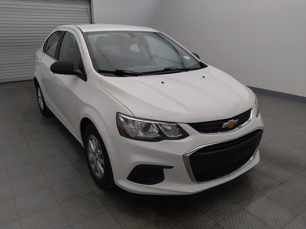 Used 2020 Chevrolet Sonic LT image 13