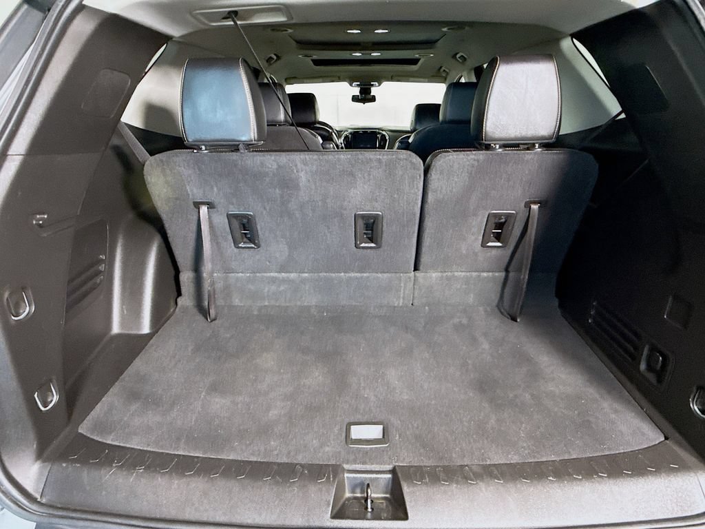 Used 2019 Chevrolet Traverse RS w/ LPO, Floor Liner Package AWD/4WD image 30