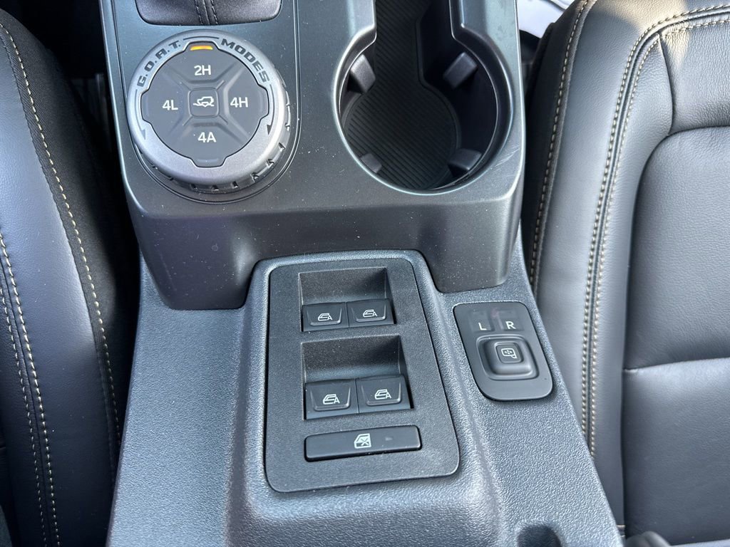 New 2025 Ford Bronco Badlands image 48