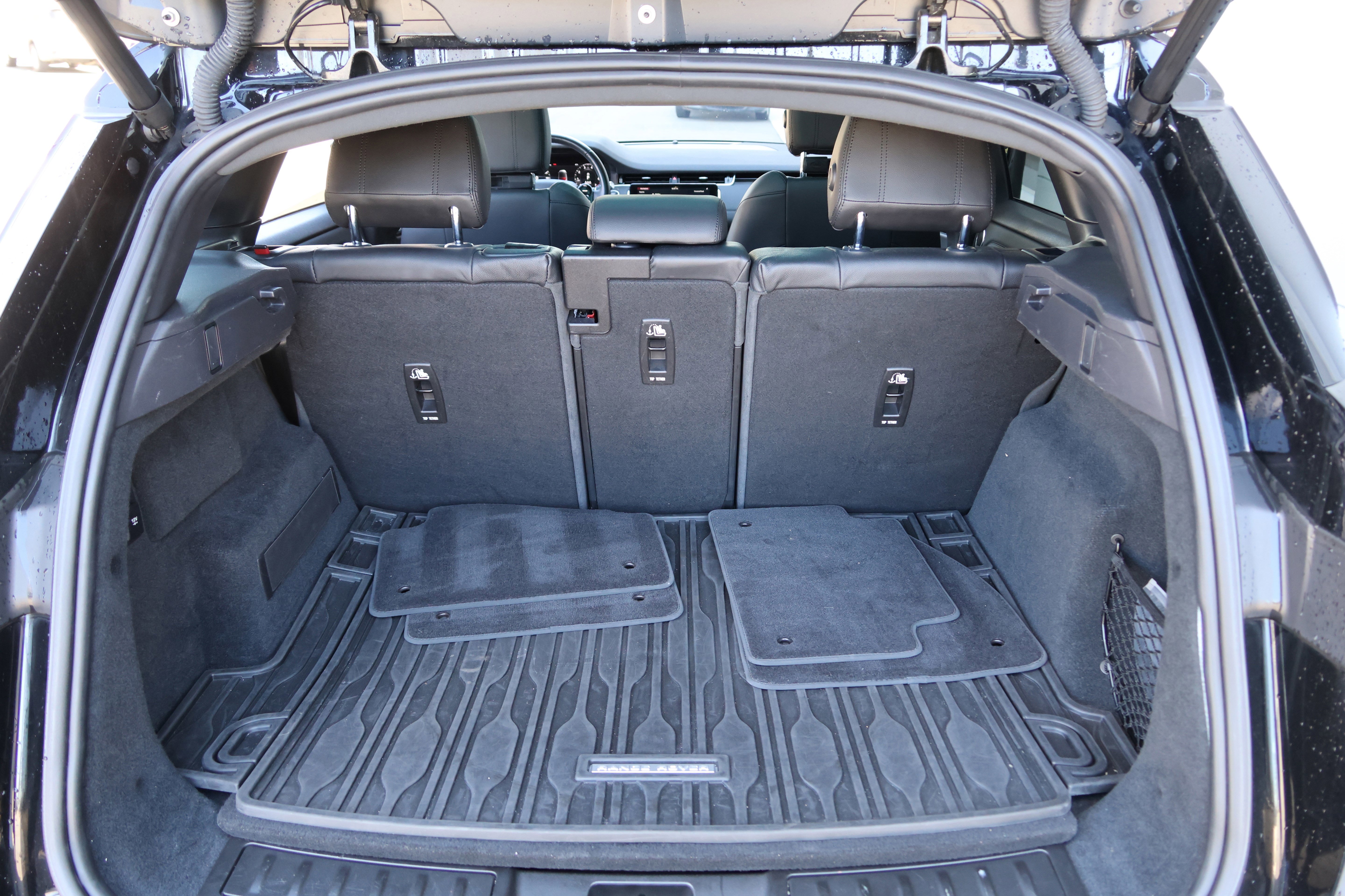 Used 2020 Land Rover Range Rover Evoque SE image 34