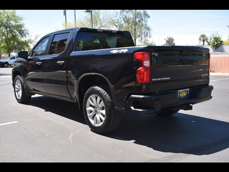 Used 2022 Chevrolet Silverado 1500 Custom w/ Safety Confidence Package AWD/4WD image 6
