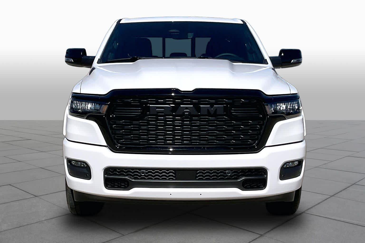 New 2027 RAM 1500 4x4 Crew Cab image 3