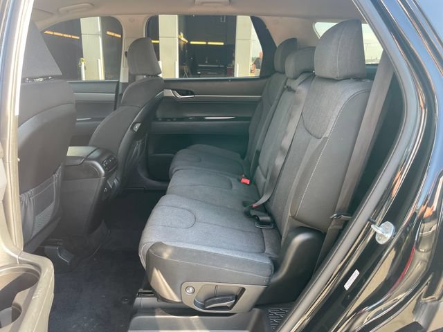 Used 2022 Hyundai Palisade SE FWD image 28