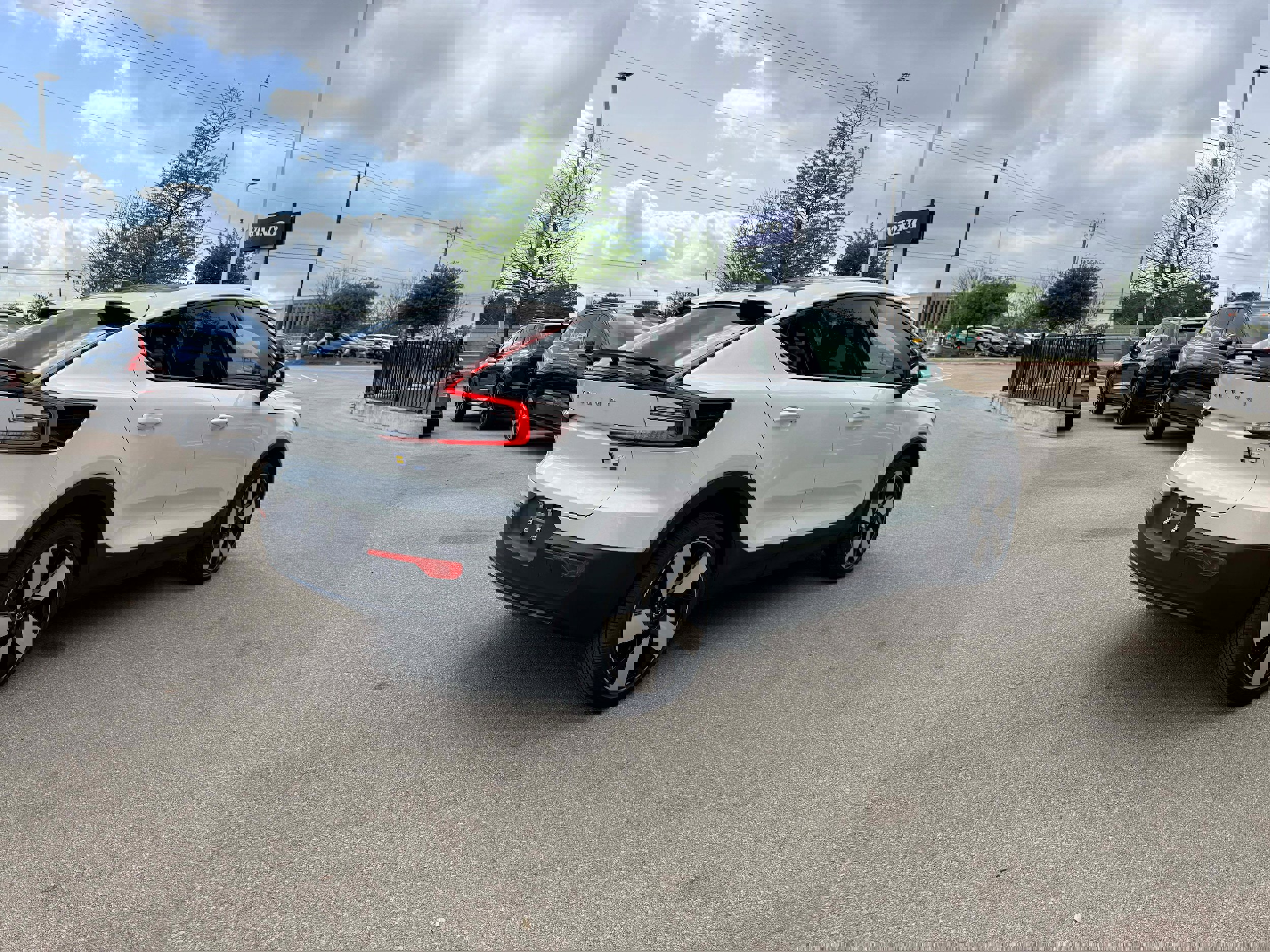 Certified 2023 Volvo C40 P8 Recharge Ultimate image 6