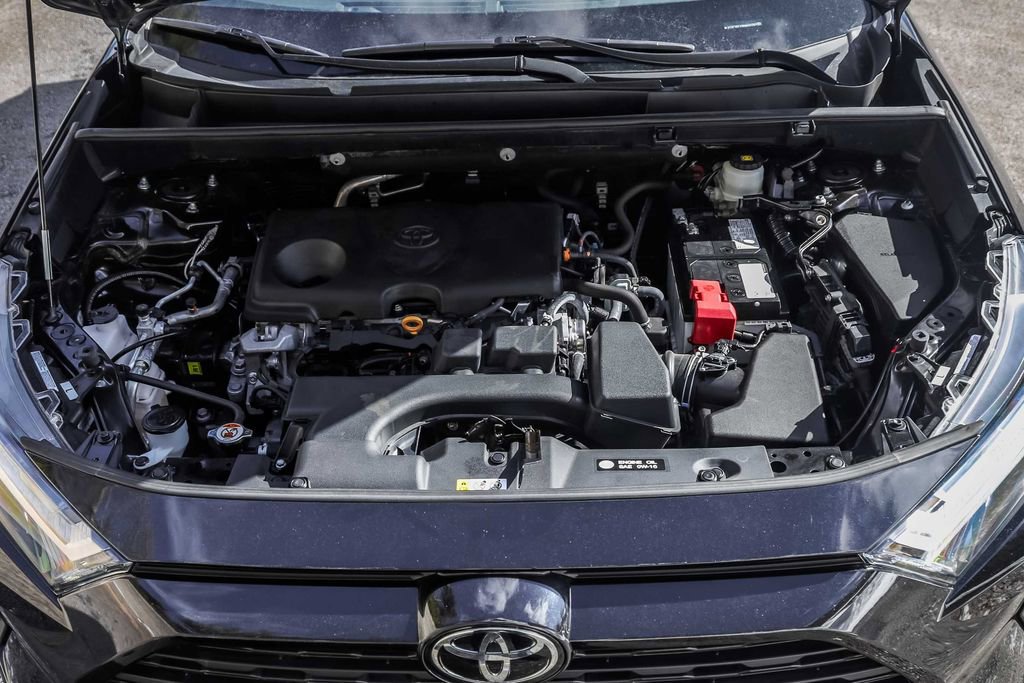 Used 2024 Toyota RAV4 LE image 28