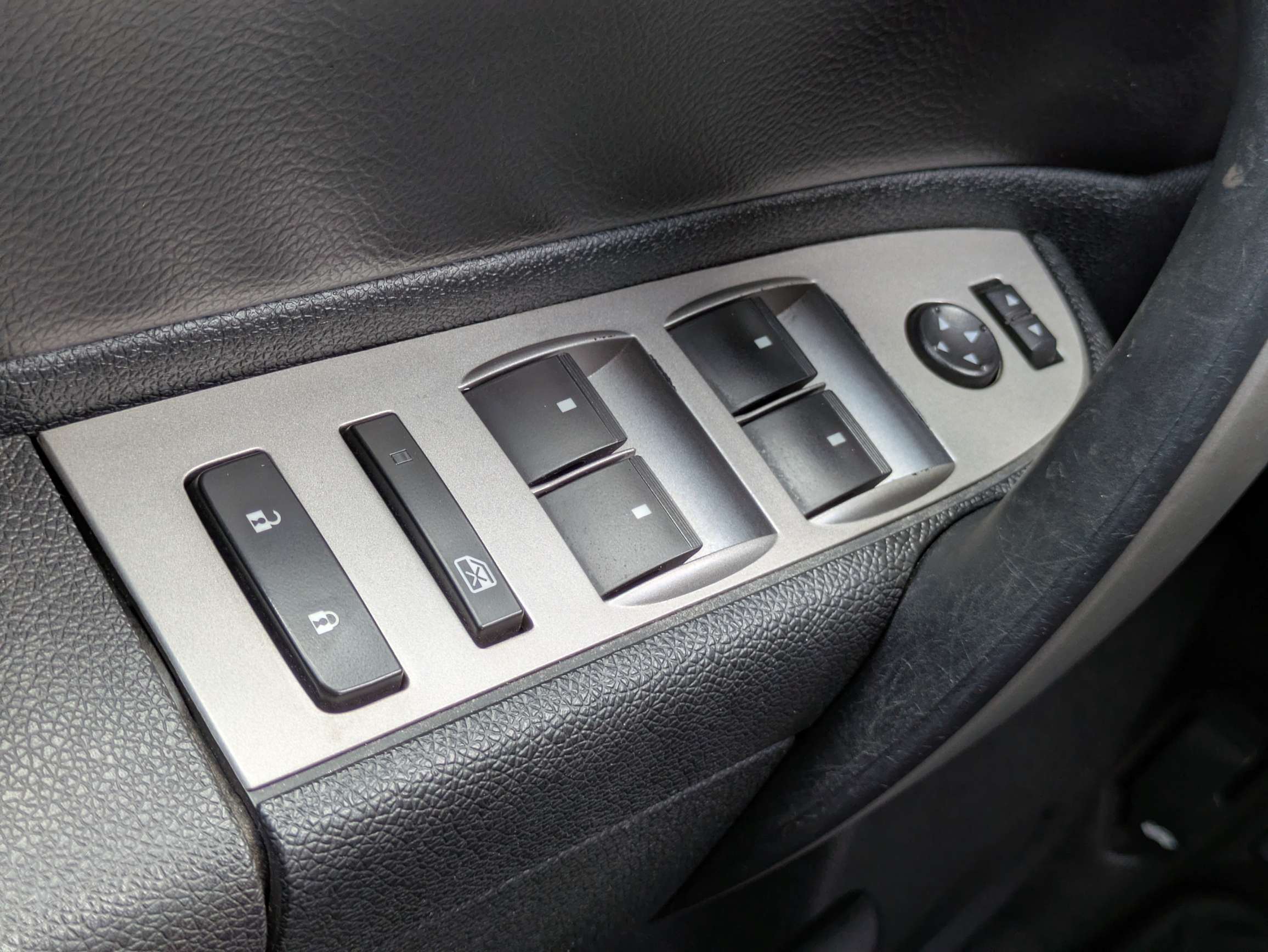 Used 2011 GMC Sierra 3500 SLE w/ SLE Preferred Package RWD image 10
