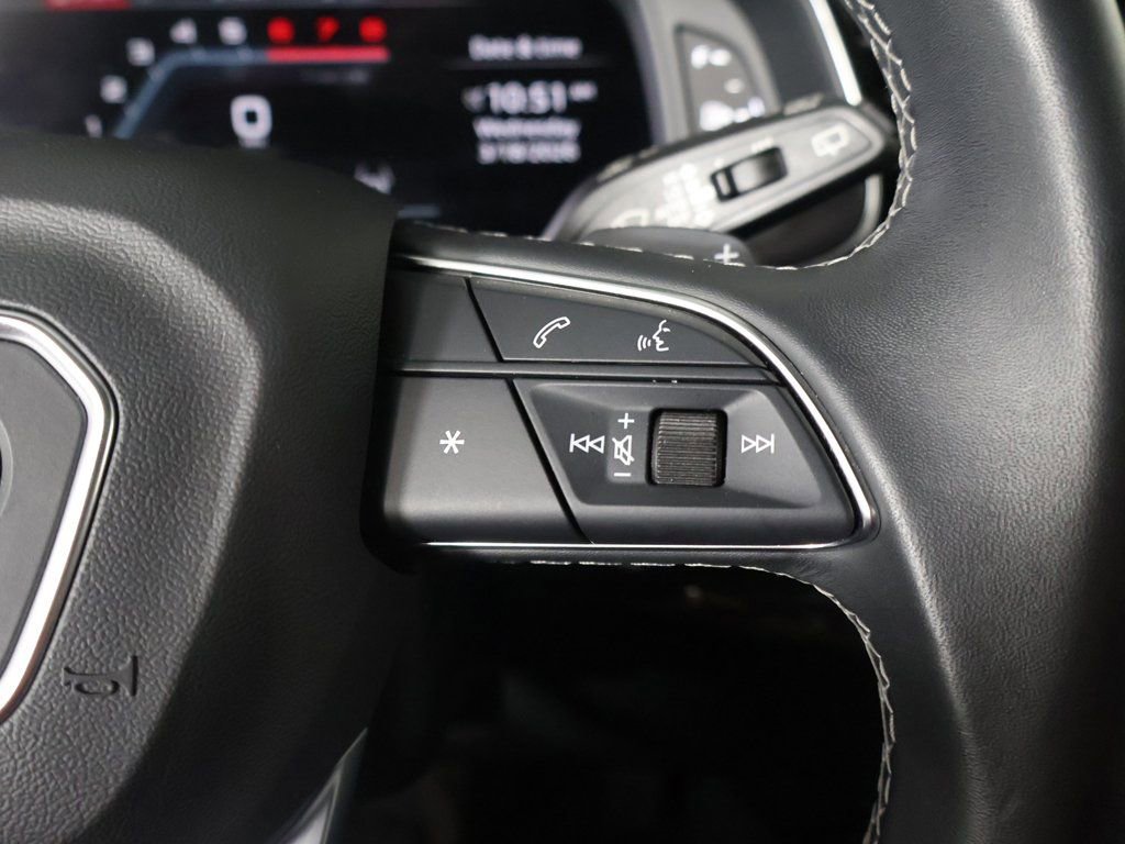 Used 2024 Audi Q8 Premium w/ Black Optic Package image 43
