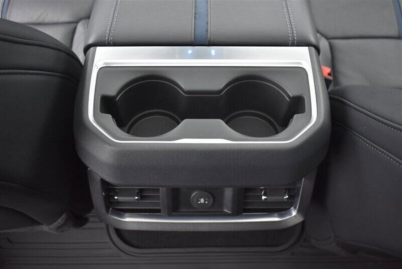 Used 2025 Ford F450 Platinum w/ Camper Package image 26