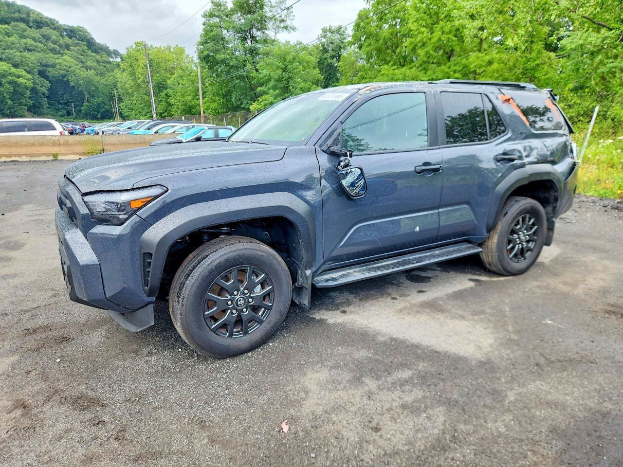 Used 2026 Toyota 4Runner SR5 AWD/4WD image 2