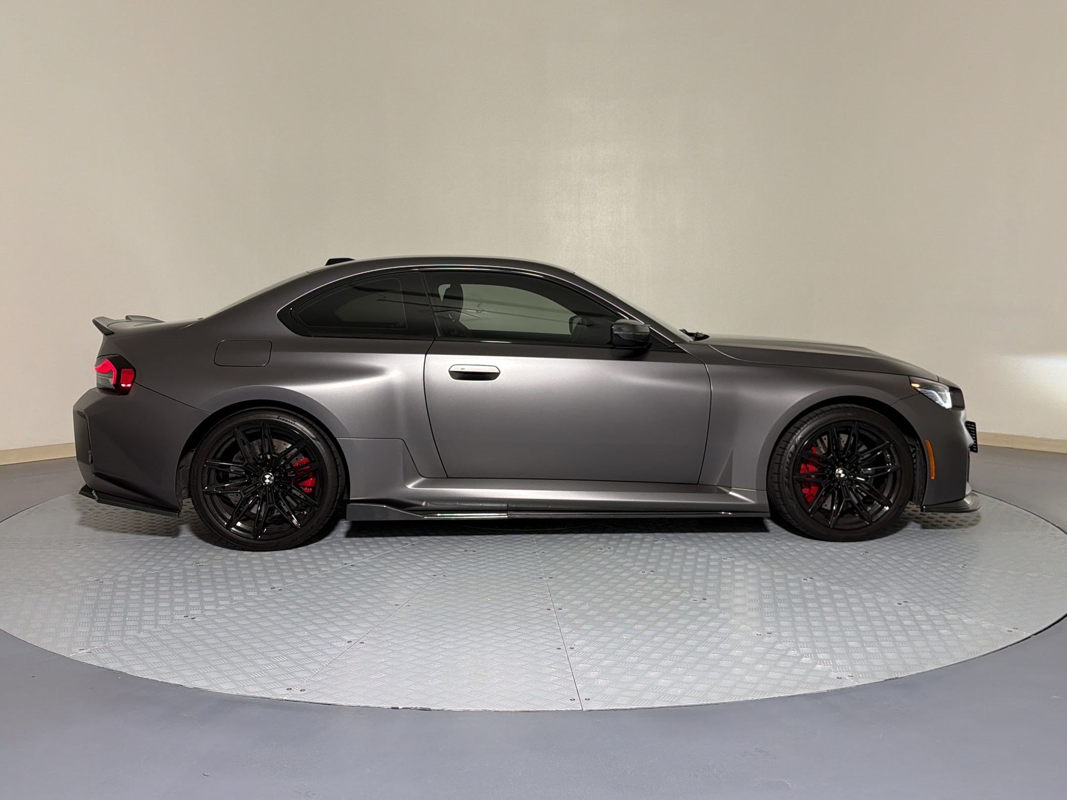 Used 2024 BMW M2 w/ Lighting Package RWD image 8