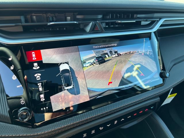 New 2026 Jeep Cherokee Overland w/ Advanced Pro Tech Group AWD/4WD image 18