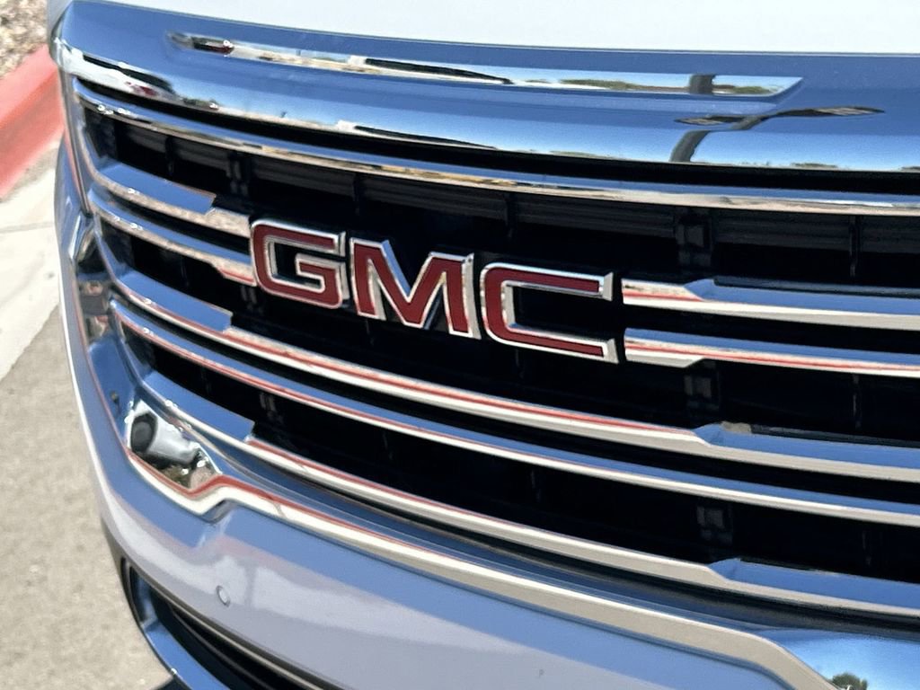Used 2021 GMC Acadia SLT FWD image 31