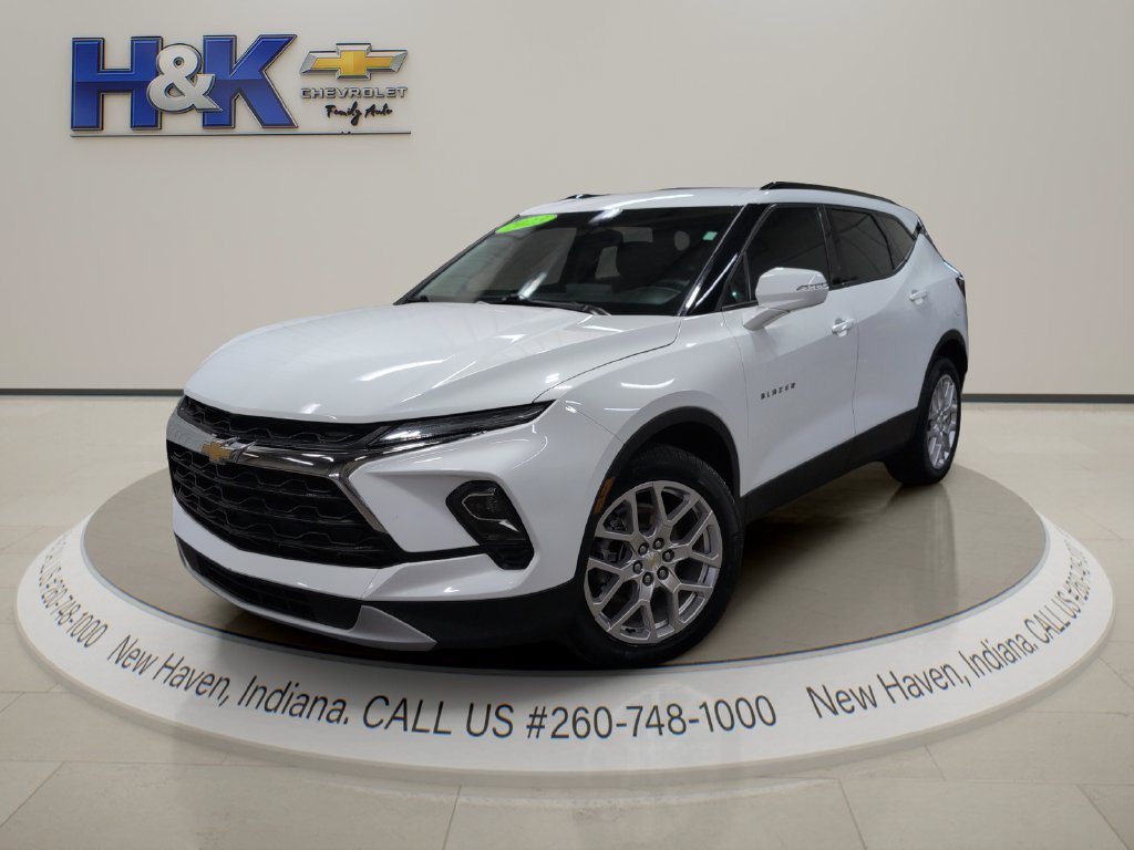 Used 2023 Chevrolet Blazer LT w/ LPO, Floor Liner Package FWD image 3