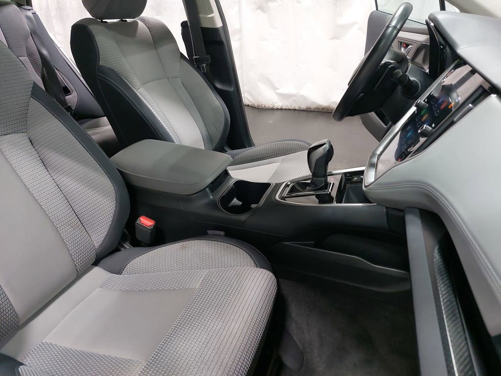 Used 2023 Subaru Outback Premium image 10