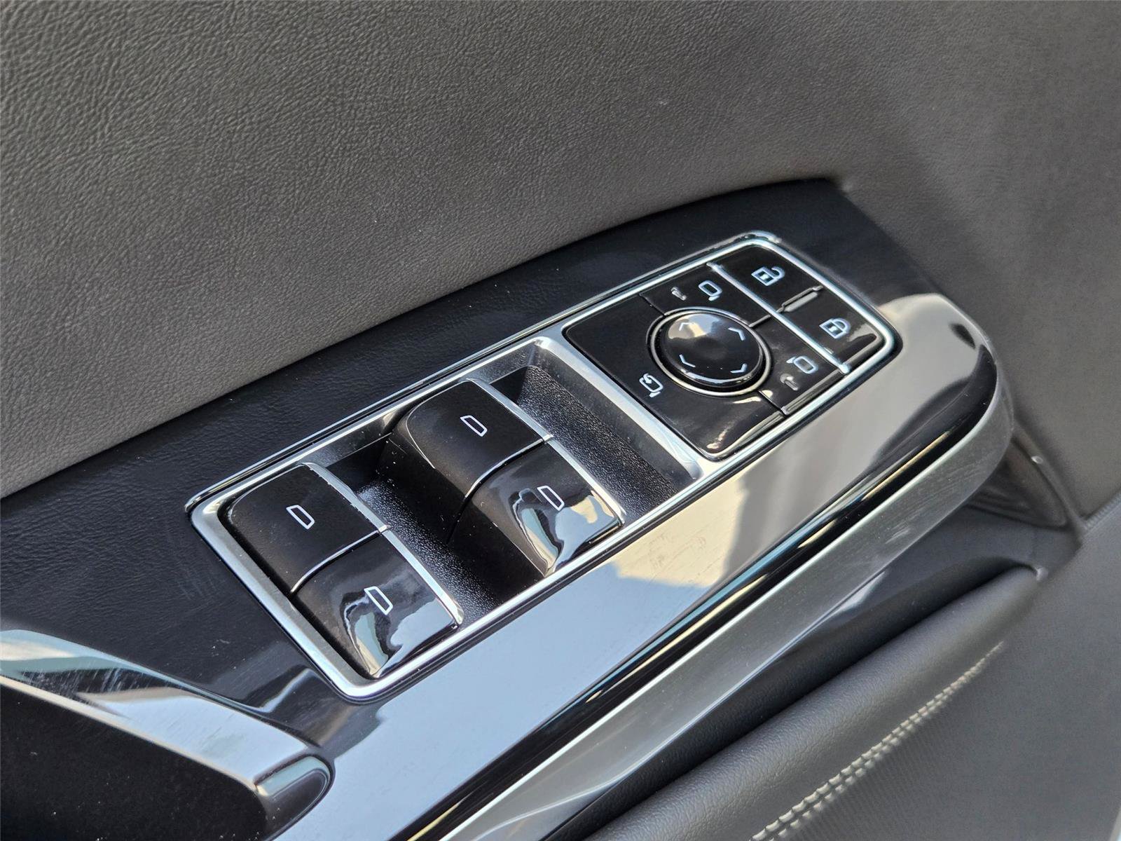New 2026 Cadillac Escalade Sport w/ Touring Package AWD/4WD image 27