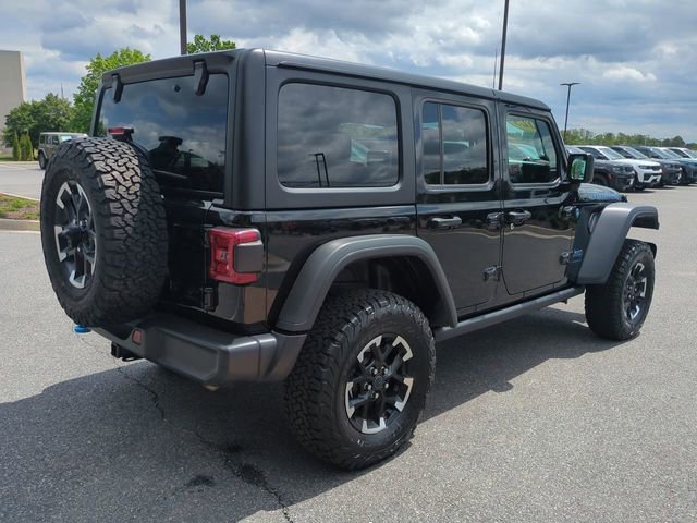 Used 2025 Jeep Wrangler Unlimited Rubicon 4xe w/ Convenience Group AWD/4WD image 4