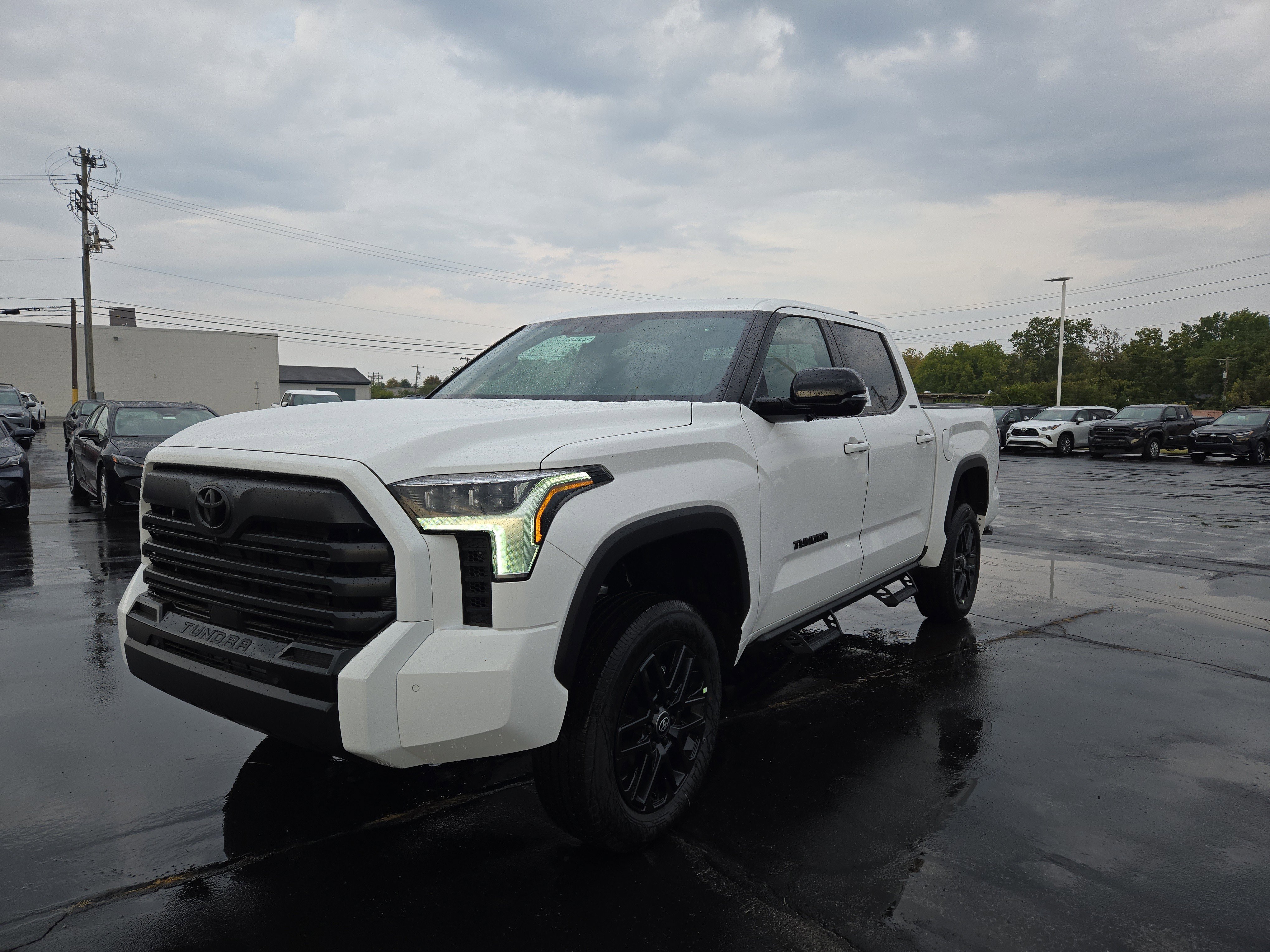 New 2026 Toyota Tundra Limited image 3