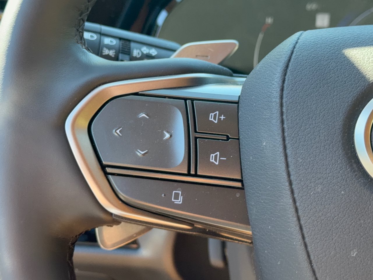 Used 2025 Lexus NX 350h AWD w/ Rear Seat Package image 18