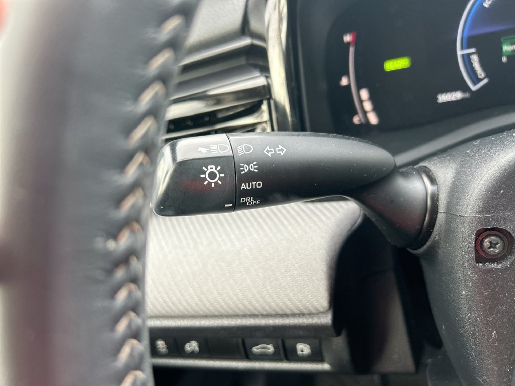 Used 2025 Toyota Camry SE w/ Multimedia Upgrade Package FWD image 20