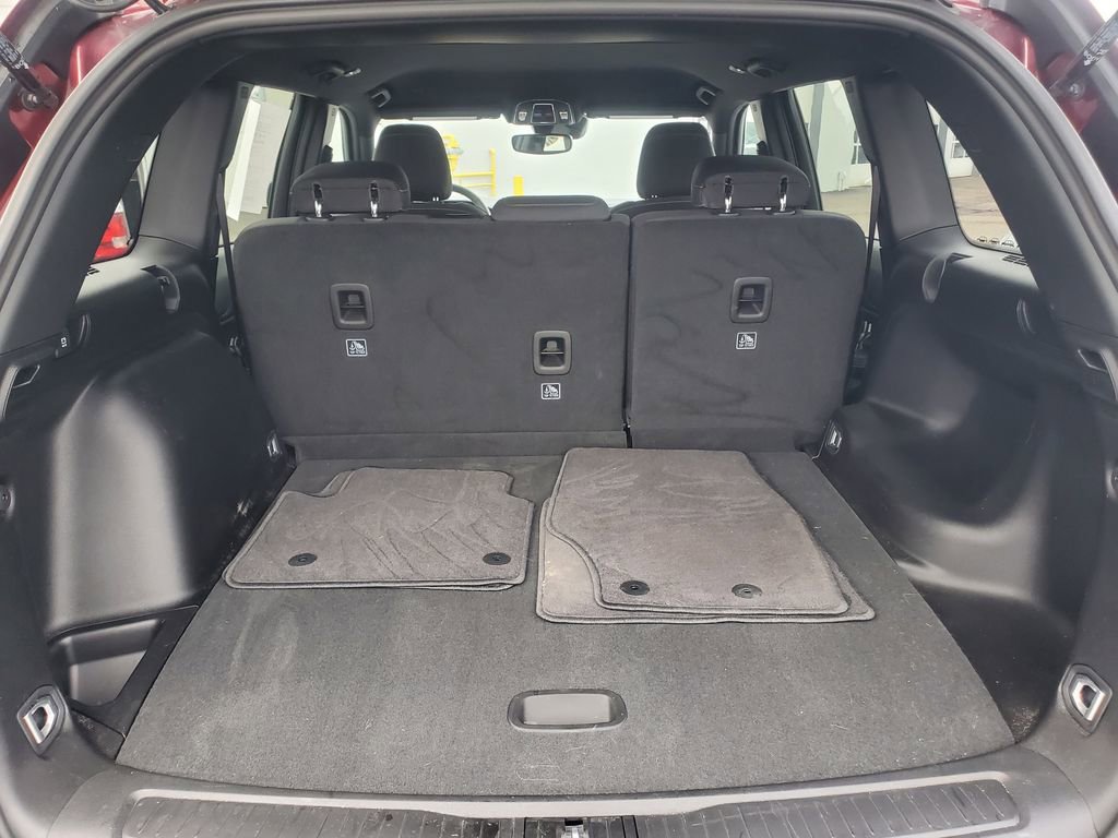 Used 2024 Jeep Grand Cherokee Laredo image 9