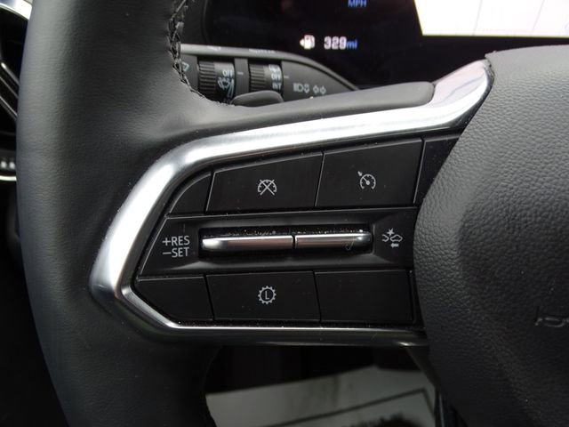 Used 2025 Chevrolet Equinox LT image 25