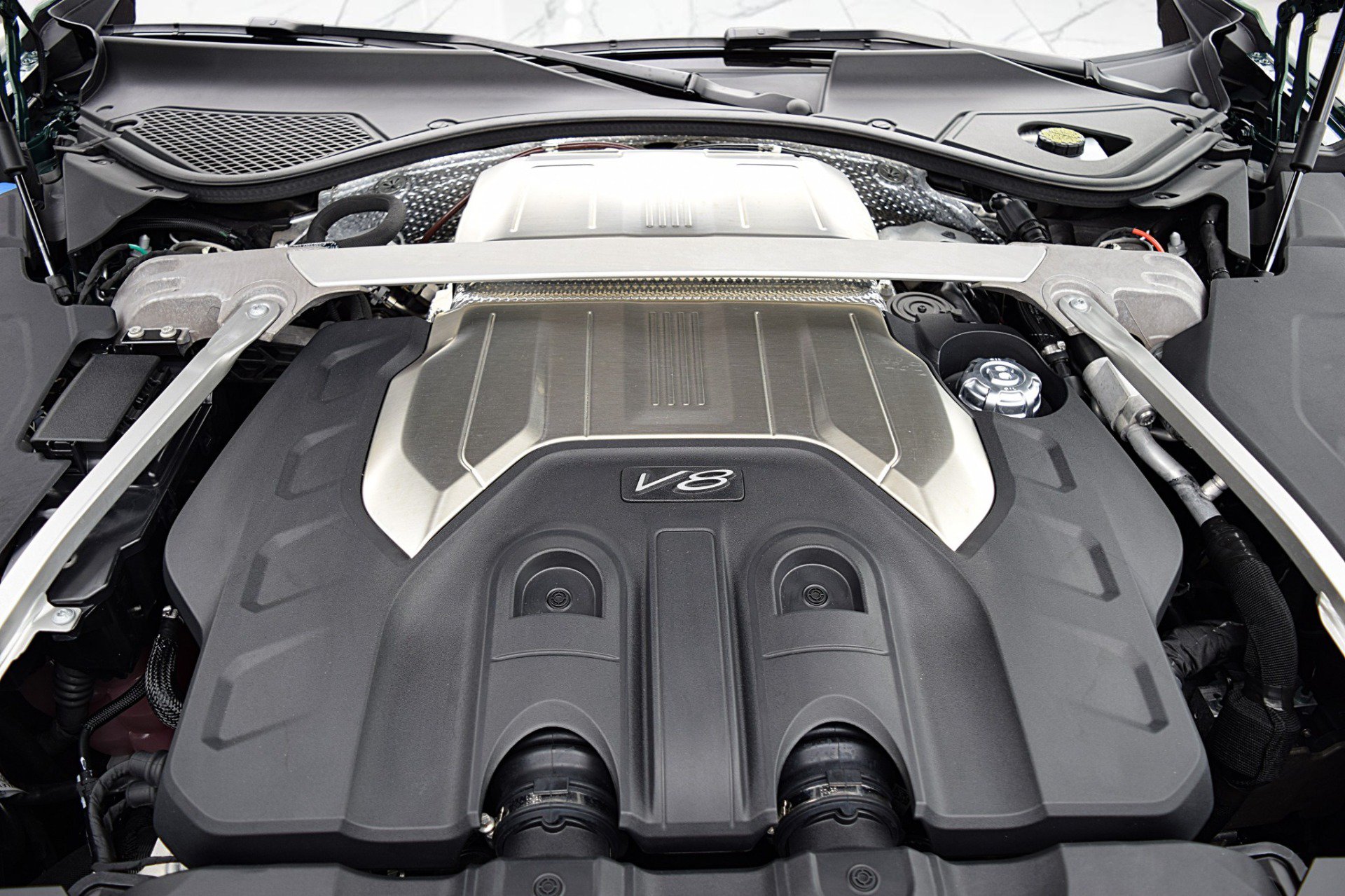 Certified 2022 Bentley Flying Spur V8 AWD/4WD image 18