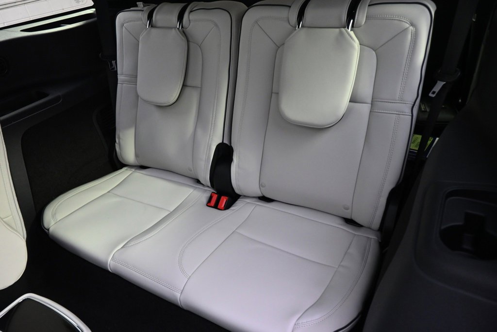 New 2026 Lincoln Aviator Black Label image 22