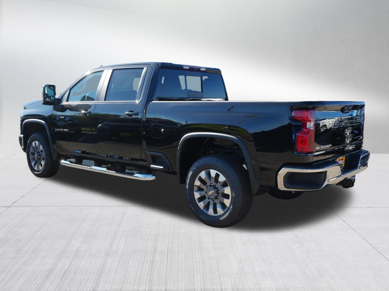 New 2026 Chevrolet Silverado 3500 LT w/ All Star Edition AWD/4WD image 2