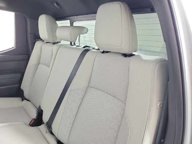Used 2025 Toyota Tacoma Limited AWD/4WD image 13