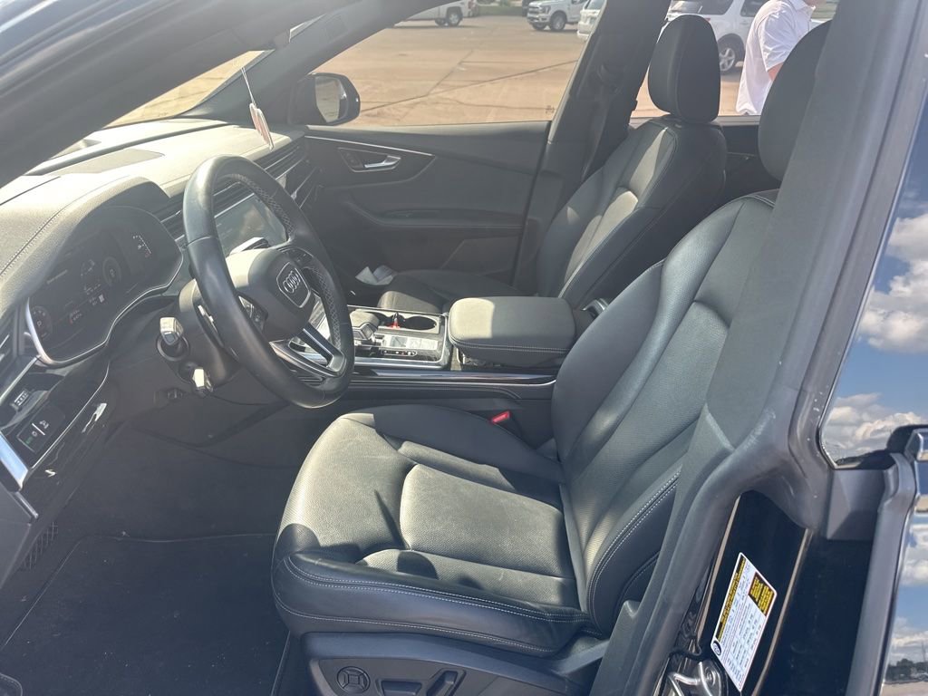 Used 2023 Audi Q8 Prestige AWD/4WD image 6