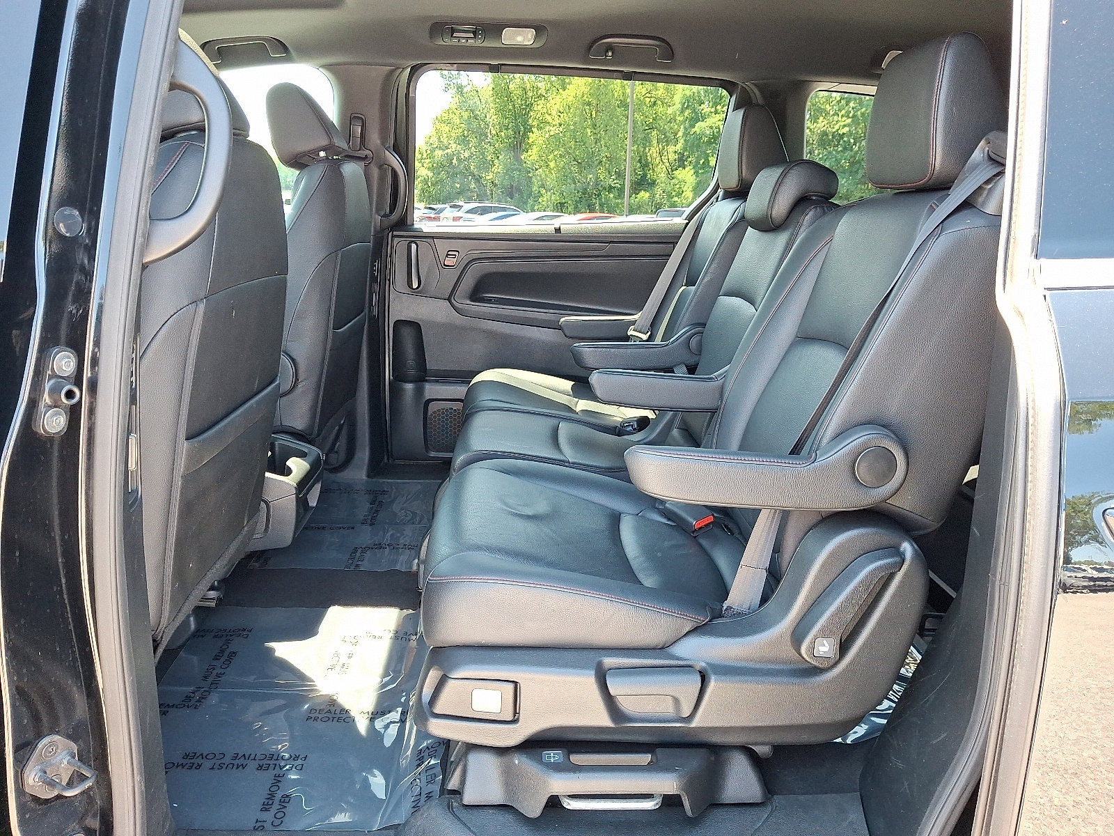 Used 2023 Honda Odyssey Sport image 9