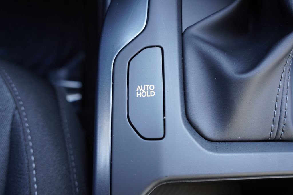 Used 2025 Kia K4 LXS image 25