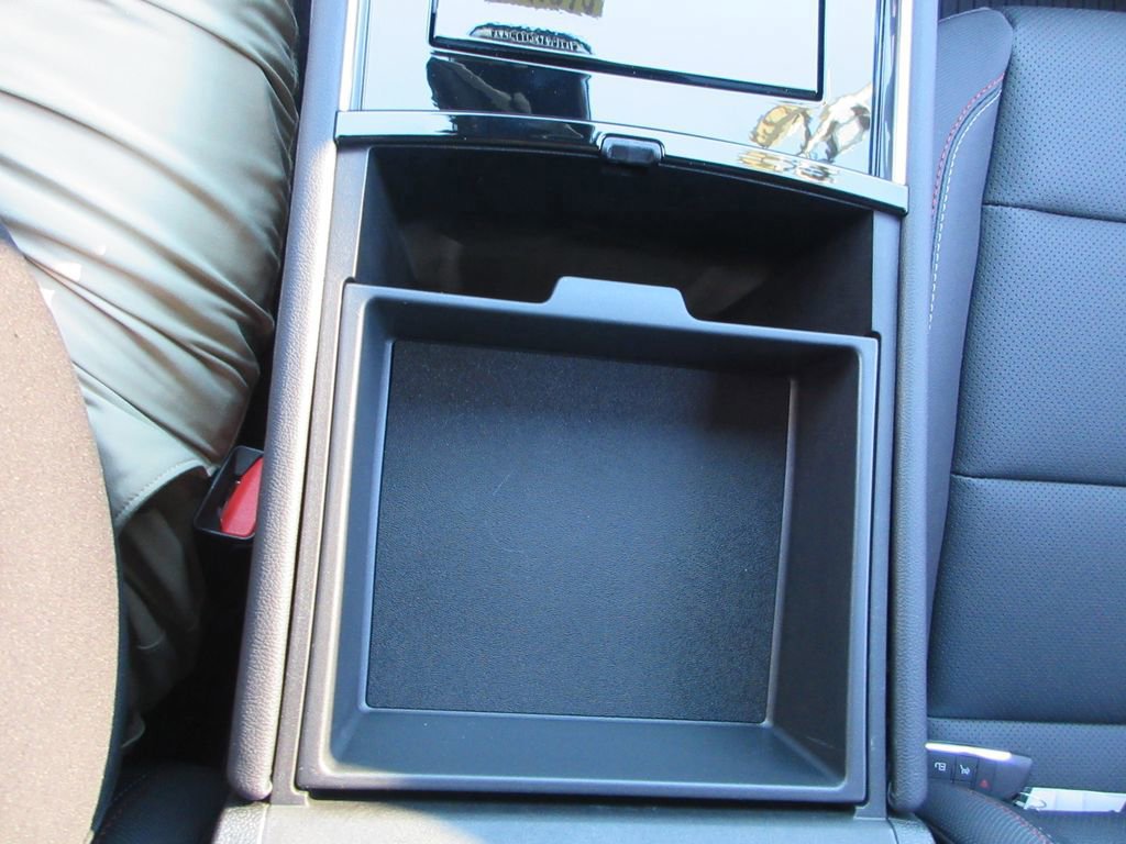 New 2026 Chevrolet Traverse Z71 w/ LPO, Floor Liner Package image 28