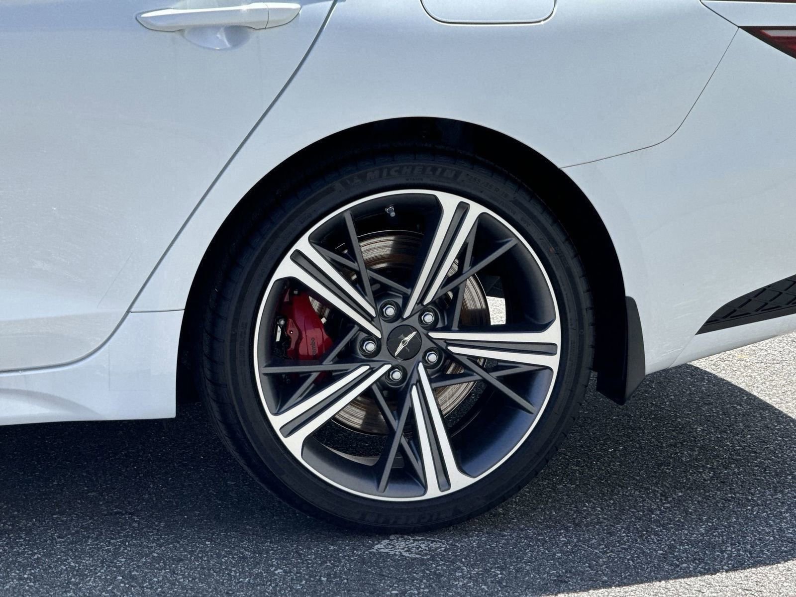 New 2025 Genesis G70 2.5T w/ Sport Prestige Package image 16