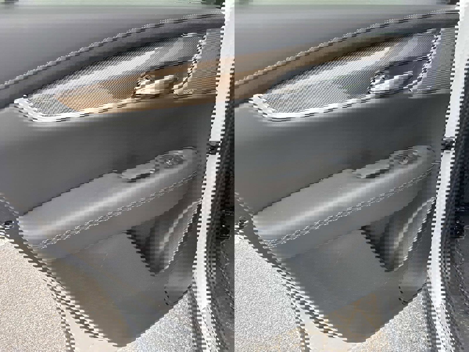 New 2025 Cadillac XT6 Premium Luxury w/ Platinum Package image 11