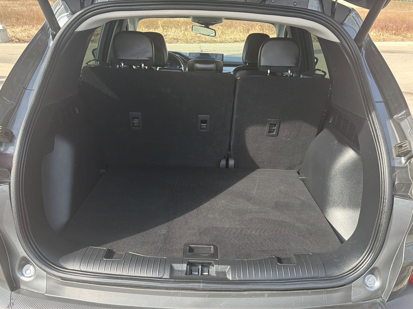 Used 2025 Ford Escape Platinum image 11