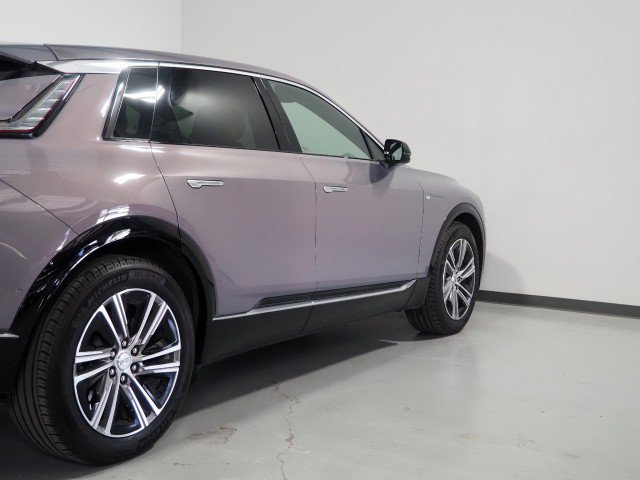 Used 2024 Cadillac Lyriq AWD Luxury image 58