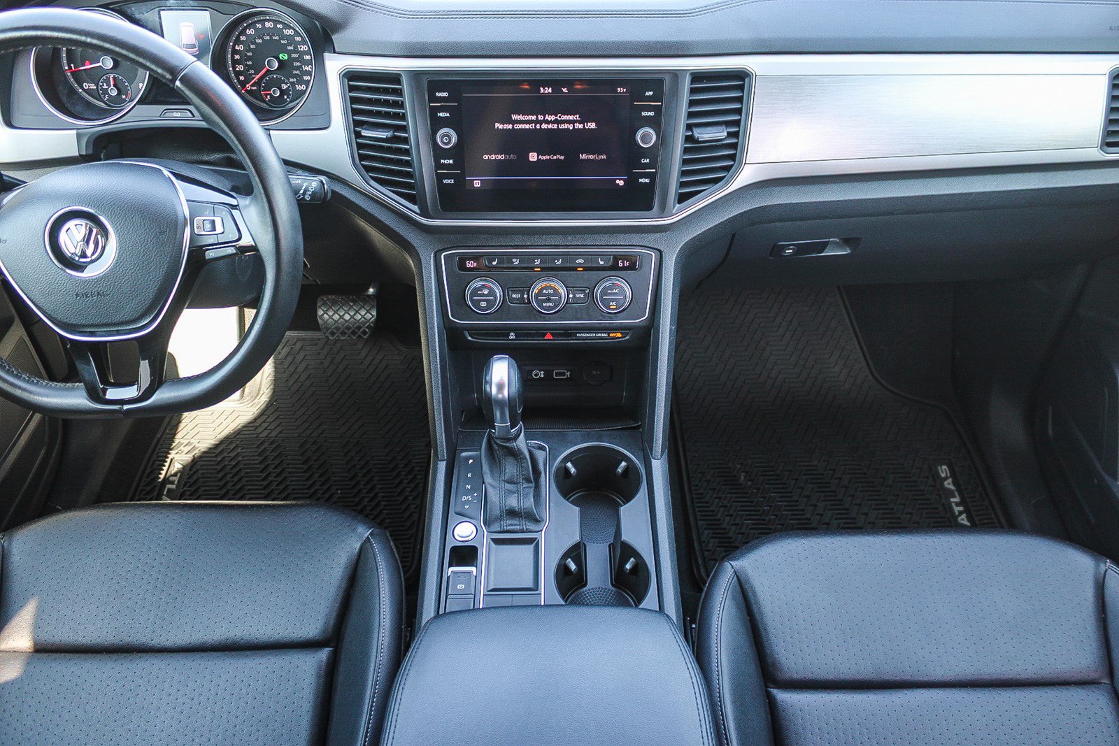 Used 2019 Volkswagen Atlas SE w/ Towing Package FWD image 13