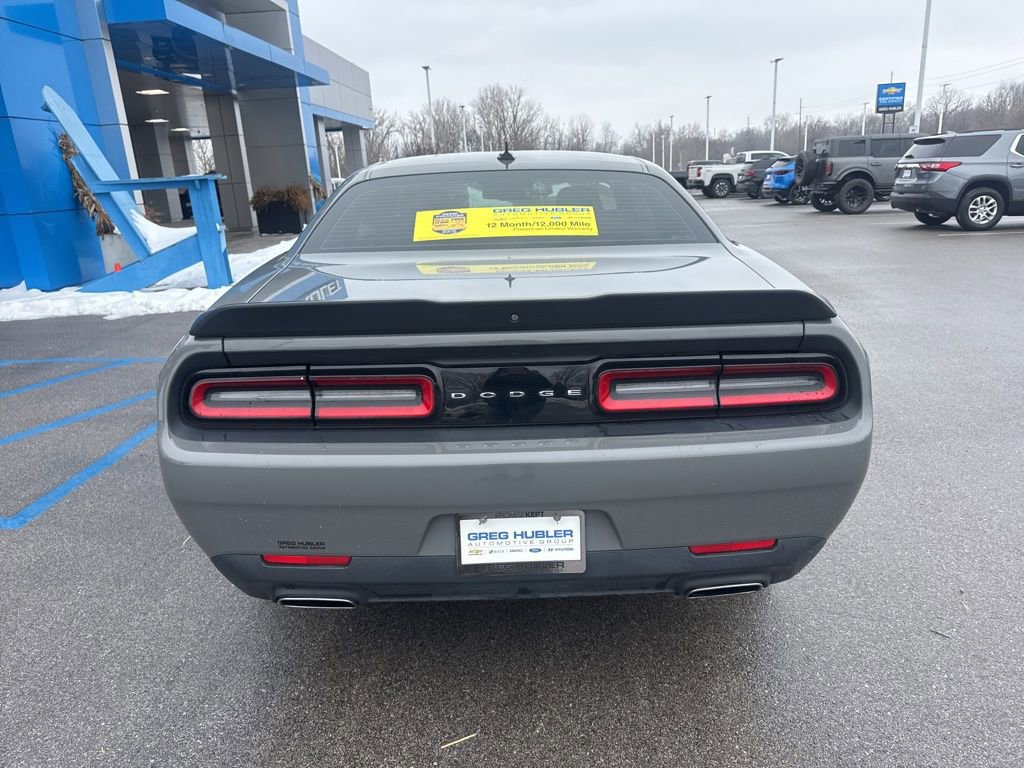 Used 2019 Dodge Challenger SXT w/ Blacktop Package image 4