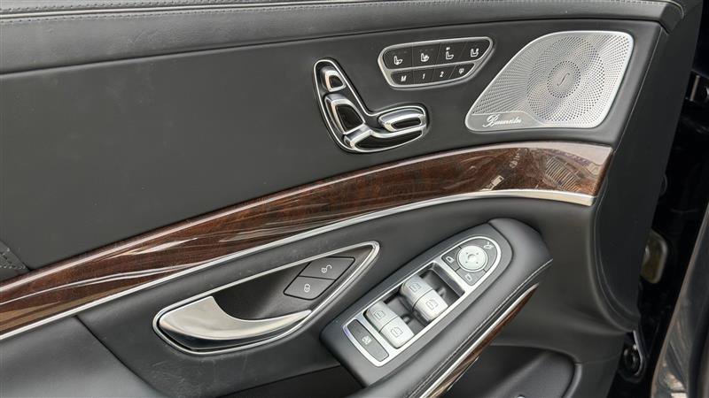 Used 2018 Mercedes-Benz S 63 AMG S 4MATIC Sedan image 29