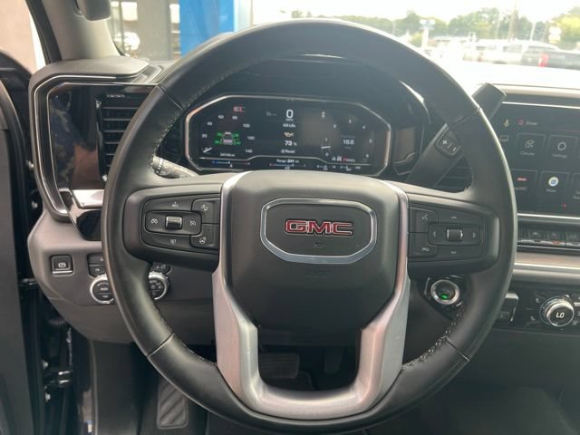 Used 2025 GMC Sierra 1500 SLT AWD/4WD image 19
