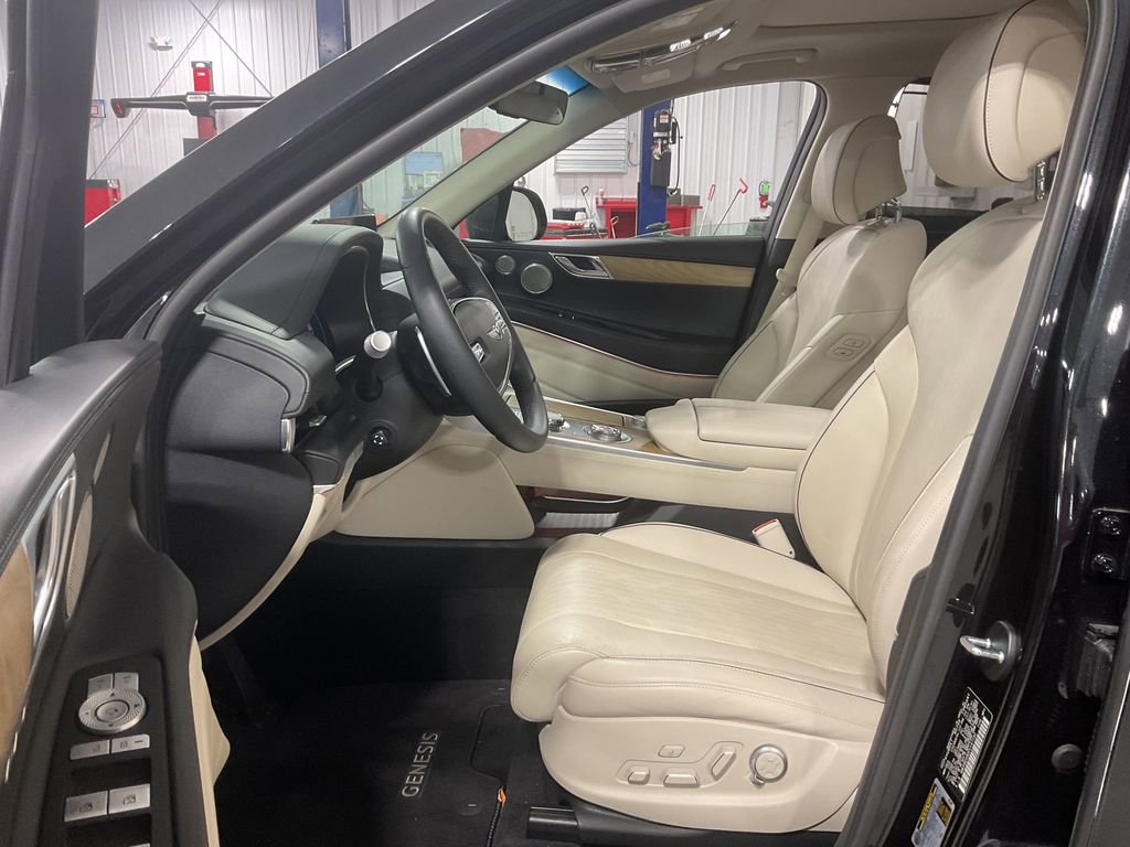 Used 2023 Genesis GV80 2.5T w/ Prestige Package image 9
