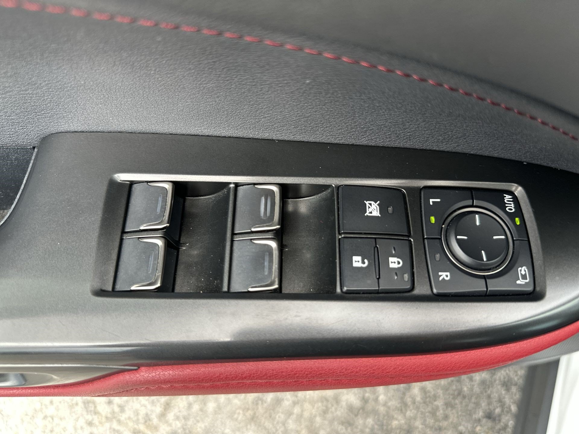 Used 2022 Lexus NX 350 F Sport w/ Accessory Package 2 AWD/4WD image 15