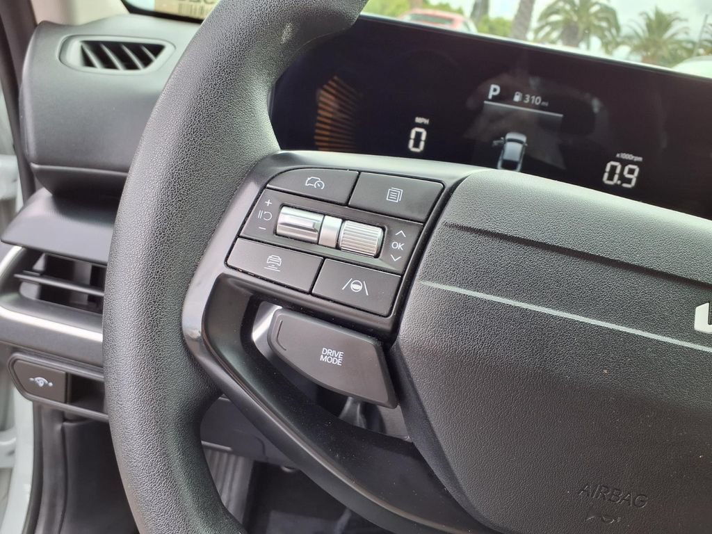 Used 2025 Kia K4 FWD image 23