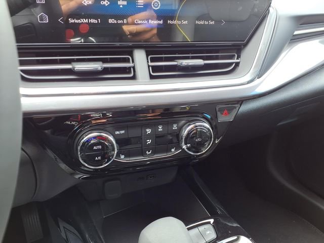 New 2026 Chevrolet Trax ACTIV FWD image 9