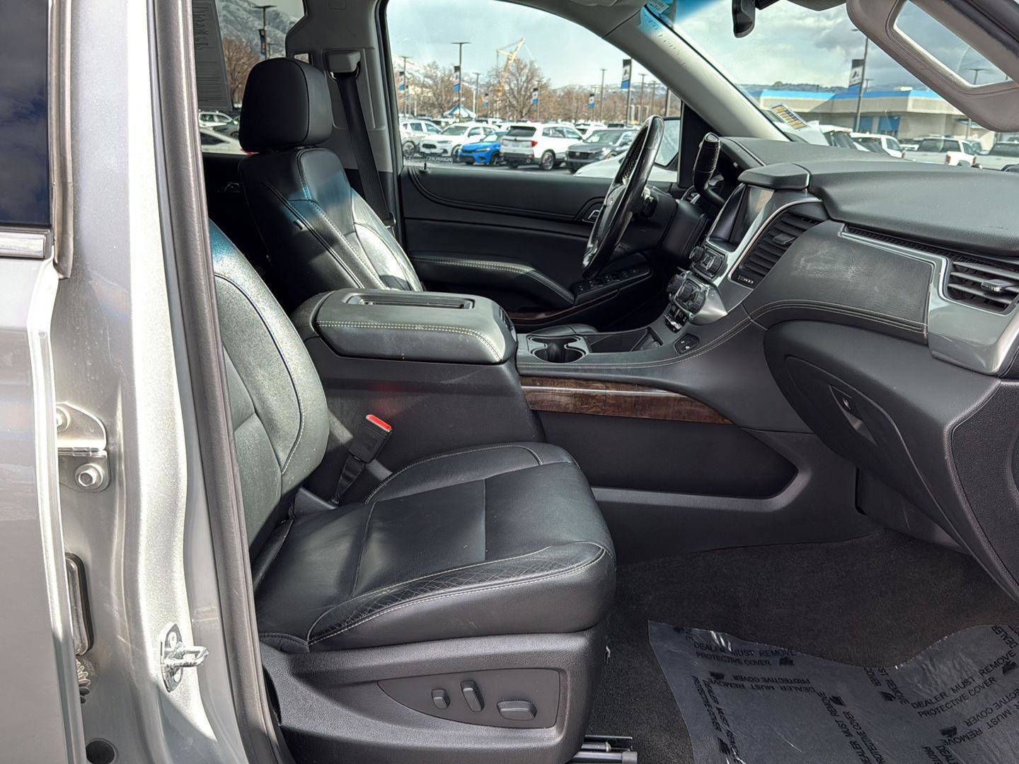 Used 2018 Chevrolet Tahoe LT AWD/4WD image 40