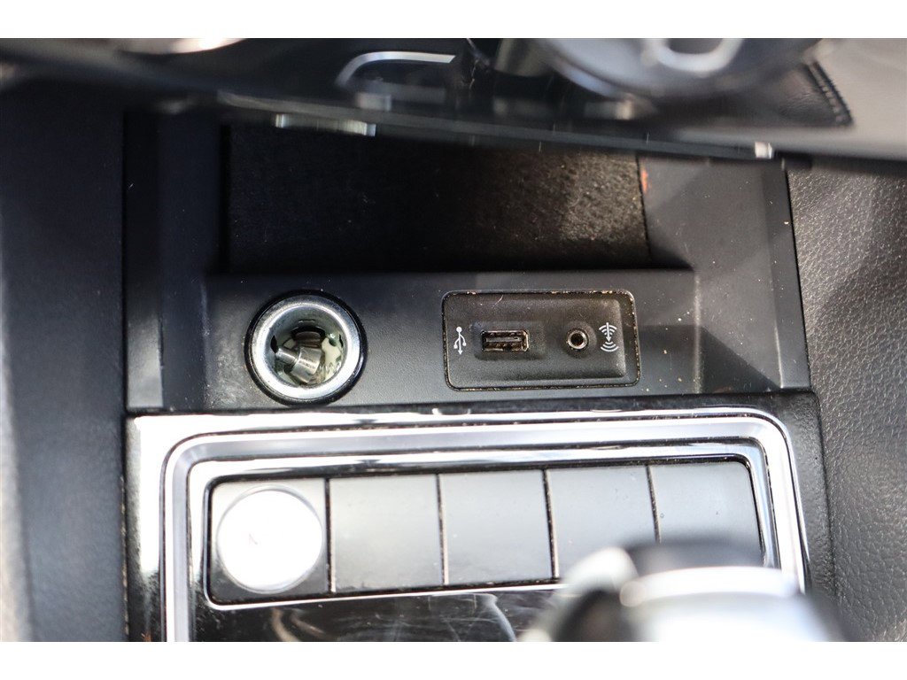 Used 2016 Volkswagen Jetta Sport image 32